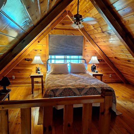 Neshannock Creekside Log Cabin Volant Esterno foto